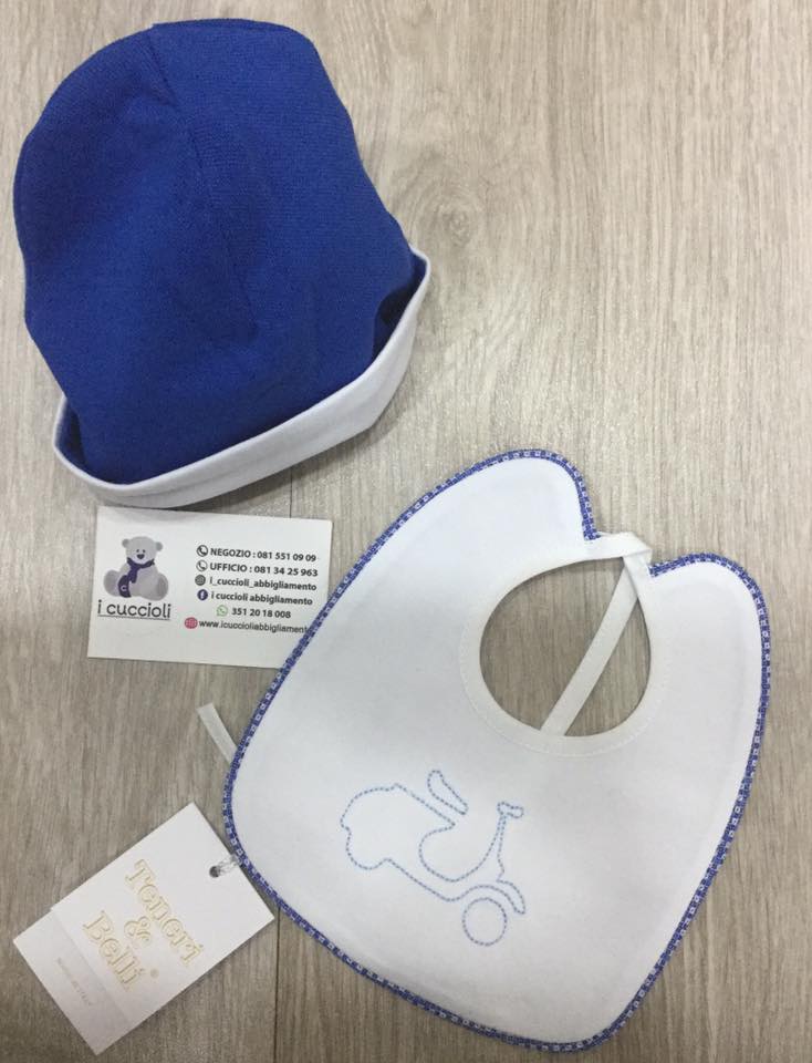 Scarpe 2018 nuovo stile uk sporco Teneri &Belli Set cappello e bavetta - Shop online I Cuccioli ... Scarpe 2018 nuovo stile uk sporco Teneri &Belli Set cappello e bavetta - Shop online I Cuccioli ...